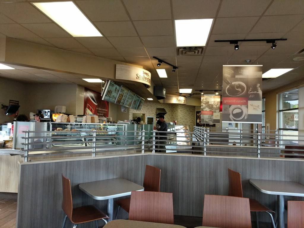 Tim Hortons | restaurant | 6815 Central Ave, Toledo, OH 43617, USA | 4198431802 OR +1 419-843-1802