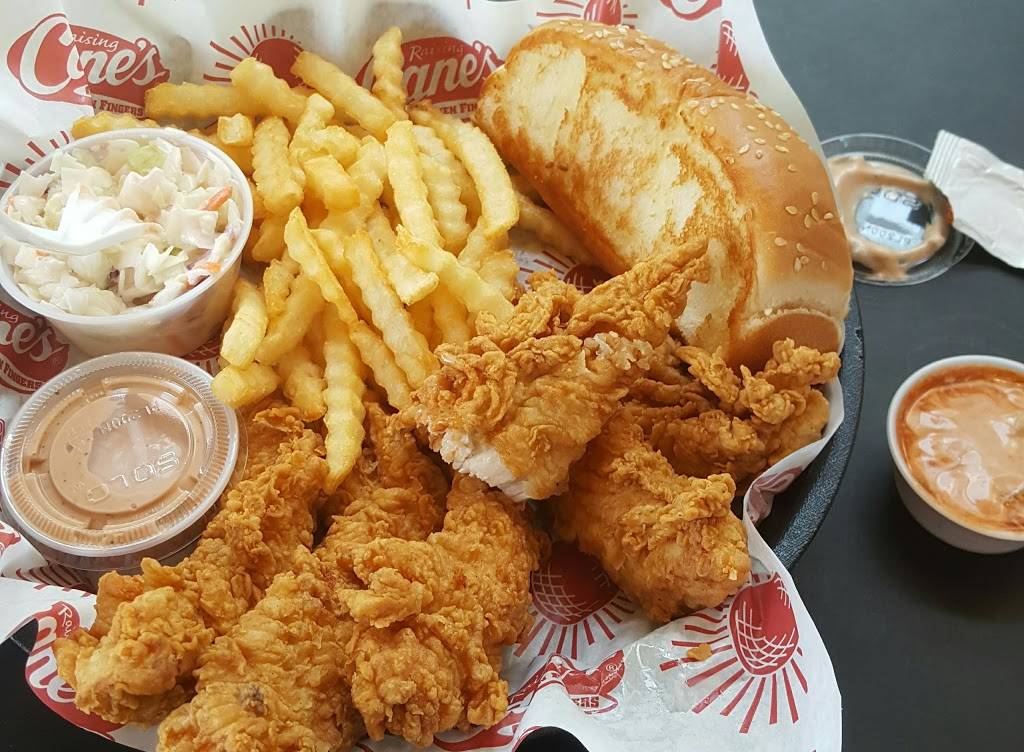Raising Canes Chicken Fingers | meal takeaway | 26801 Aliso Creek Rd, Aliso Viejo, CA 92656, USA | 9494480241 OR +1 949-448-0241