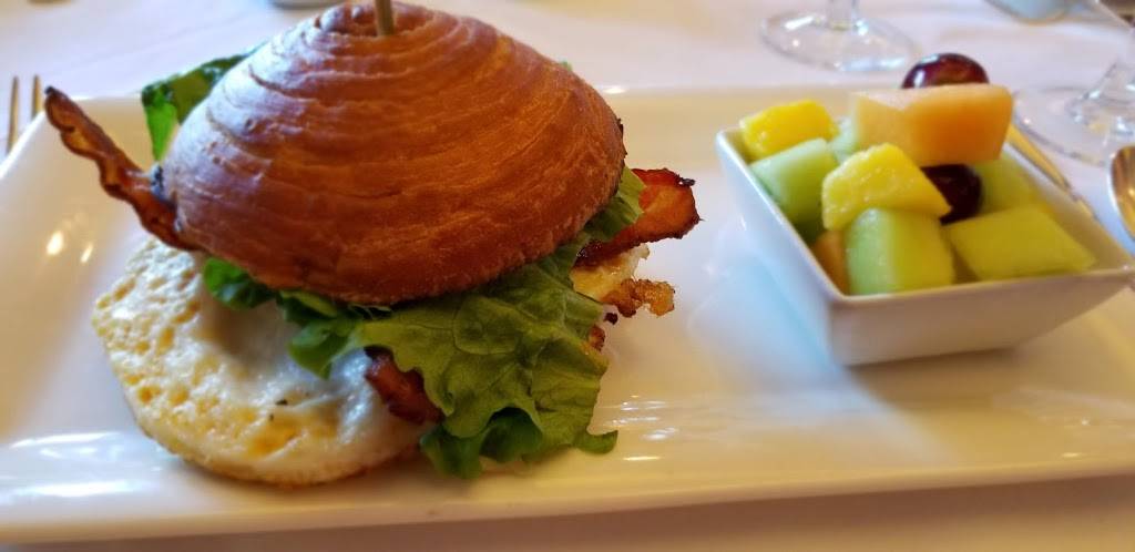 TJs | restaurant | 101 W Franklin St, Richmond, VA 23220, USA | 8046494750 OR +1 804-649-4750