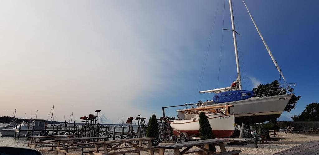 Tallulahs Taqueria at The Shack | restaurant | 244 Narragansett Ave, Jamestown, RI 02835, USA | 4012728226 OR +1 401-272-8226