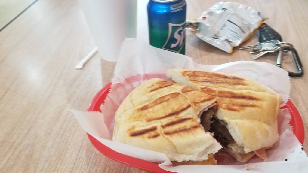 Tortas Las Llardas | restaurant | 3418 S Texas 6 Suite C, Houston, TX 77082, USA | 2815960551 OR +1 281-596-0551