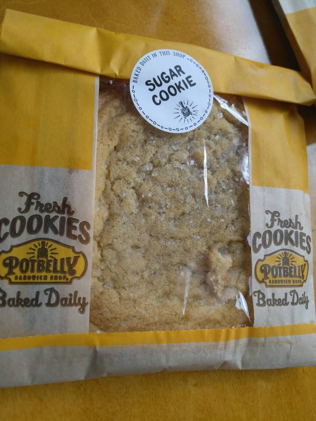 Potbelly Sandwich Shop | restaurant | 160 W Town Square Way #500, Oak Creek, WI 53154, USA | 4145635064 OR +1 414-563-5064