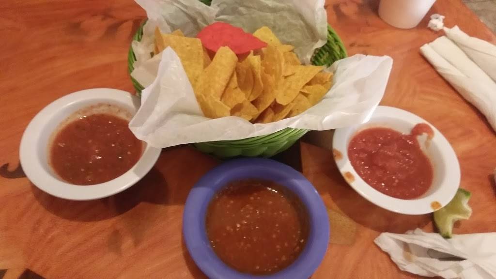 El Paso Mexican Restaurant & Bar LLC | restaurant | 208 N Main St, Belton, SC 29627, USA | 8643921777 OR +1 864-392-1777