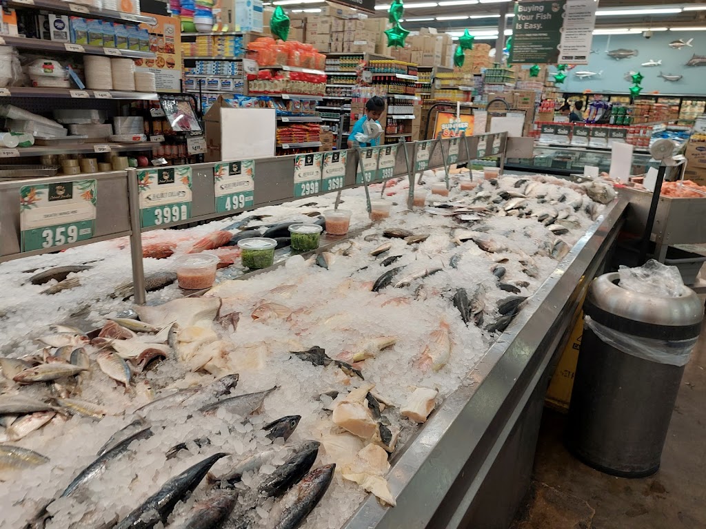 Island Pacific Seafood Market | restaurant | 8650 W Tropicana Ave, Las Vegas, NV 89147, USA | 7024760400 OR +1 702-476-0400