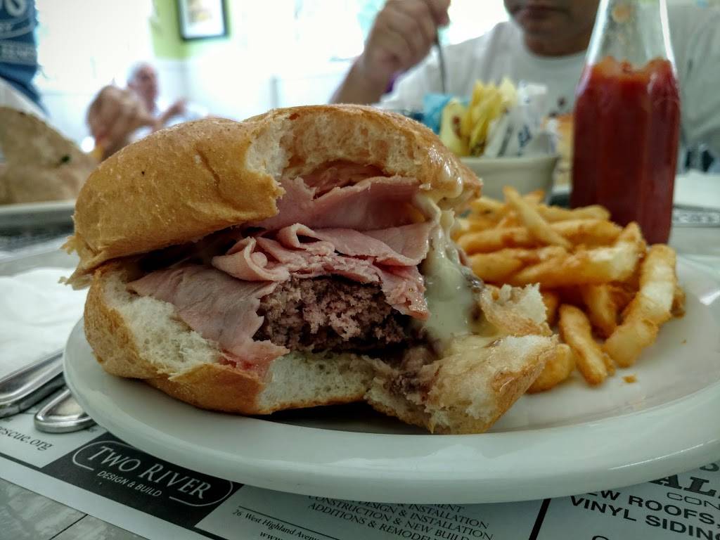 Zoes Vintage Kitchen Inc | restaurant | 77 Center Ave, Atlantic Highlands, NJ 07716, USA | 7327089637 OR +1 732-708-9637