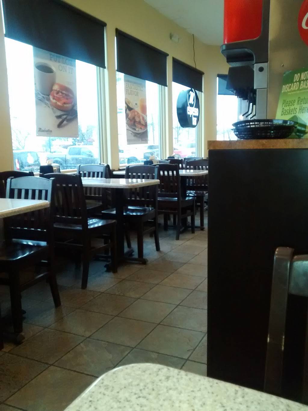 Manhattan Bagel | cafe | 1456 Ferry Rd, Doylestown, PA 18901, USA | 2153481669 OR +1 215-348-1669