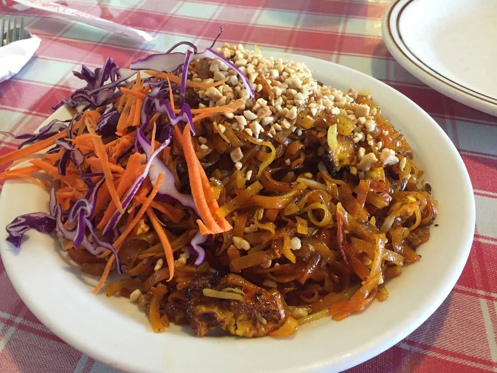 Thong Thai | restaurant | 12836 Pacific Hwy SW, Lakewood, WA 98499, USA | 2535811115 OR +1 253-581-1115