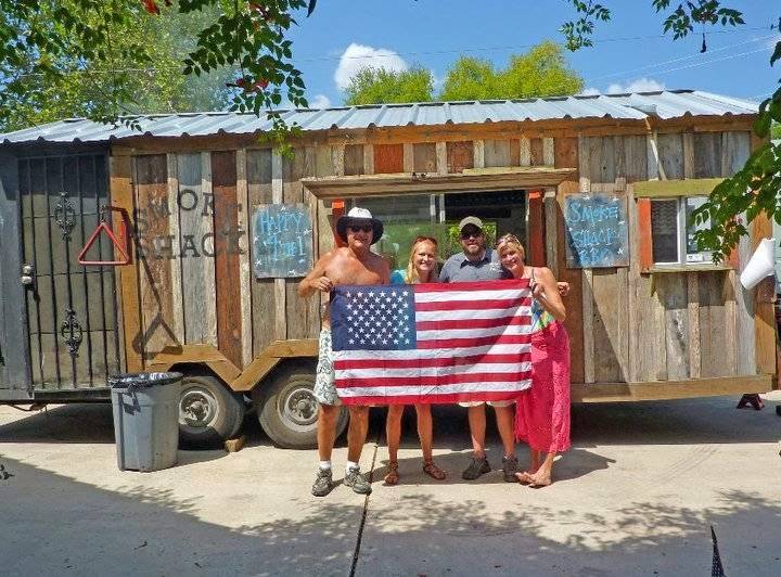 Smoke Shack BBQ Food Truck | restaurant | 2347 Nacogdoches Rd, San Antonio, TX 78209, USA | 2109571430 OR +1 210-957-1430