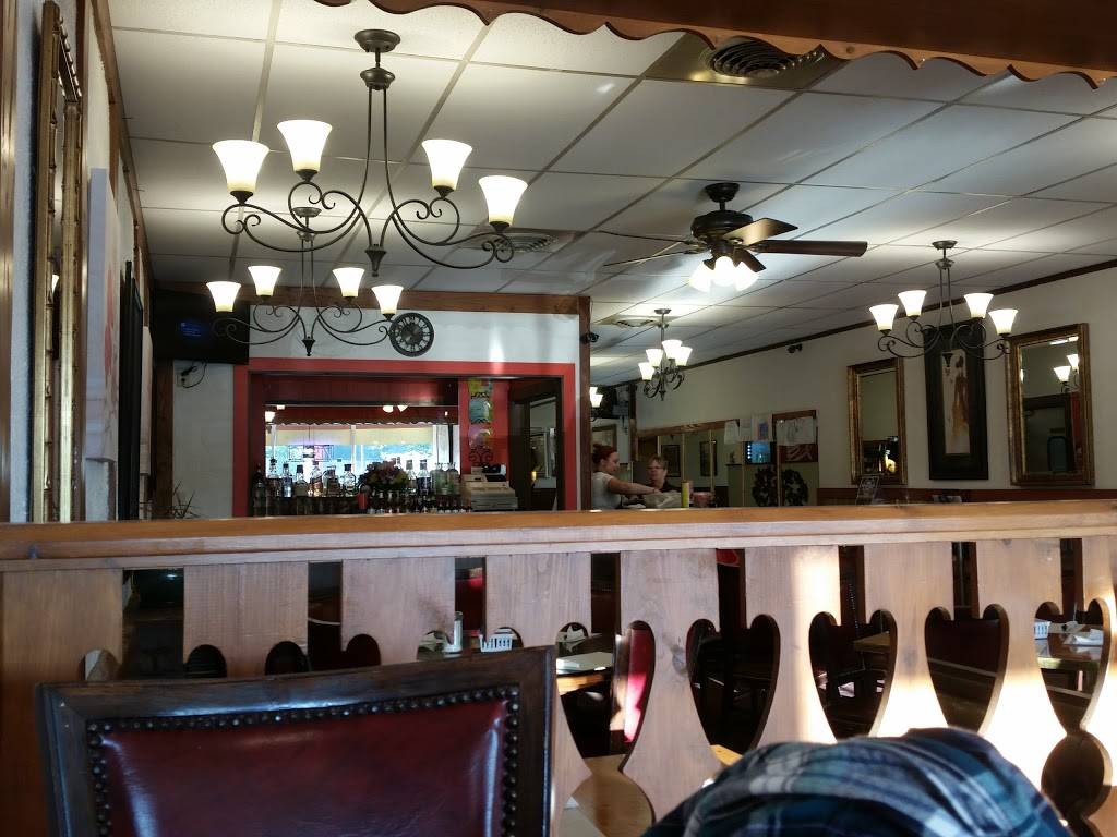 Main Street Cafe | restaurant | 817 S Main St, West Bend, WI 53095, USA | 2623344400 OR +1 262-334-4400