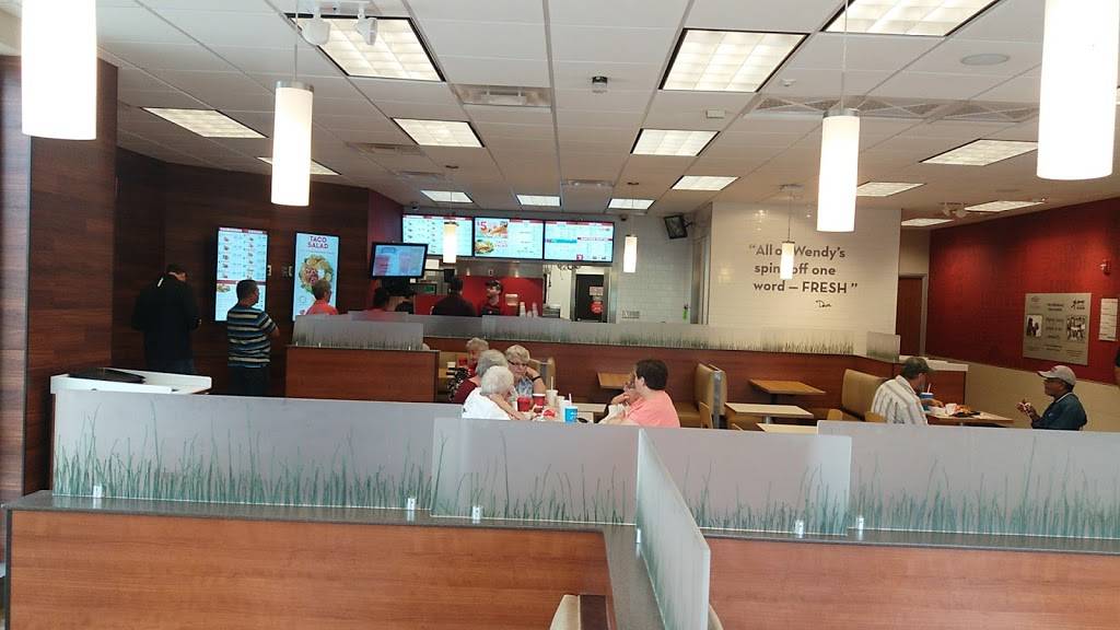 Wendys | restaurant | 660 Oak St, Brockton, MA 02301, USA | 5085887288 OR +1 508-588-7288
