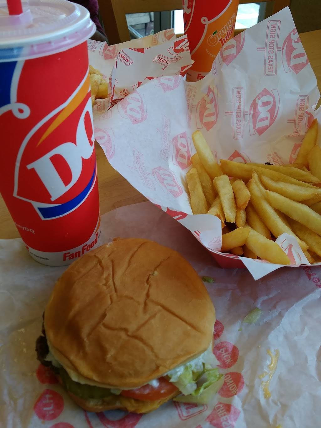 Dairy Queen Store | restaurant | 2323 Texas Avenue South, College Station, TX 77840, USA | 9796934299 OR +1 979-693-4299