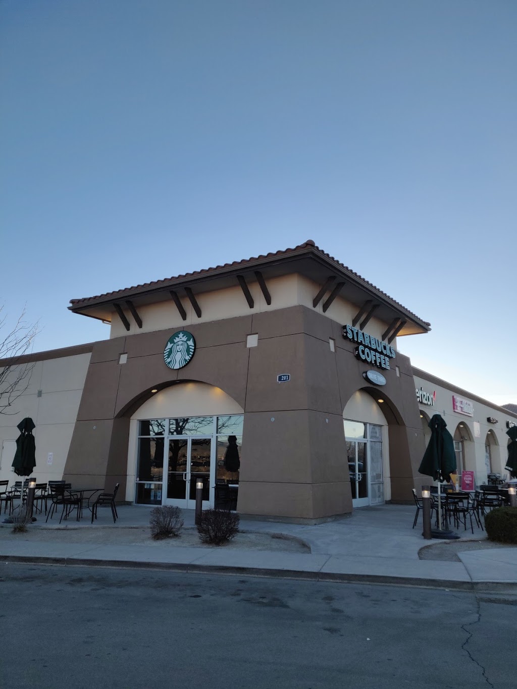Starbucks | cafe | 1201 Penny Ln, Fernley, NV 89408, USA | 7755756979 OR +1 775-575-6979
