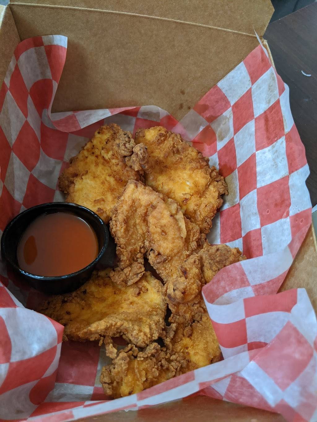 Pizza Plus | meal takeaway | 1846 S 12th St, Philadelphia, PA 19148, USA | 2155517111 OR +1 215-551-7111