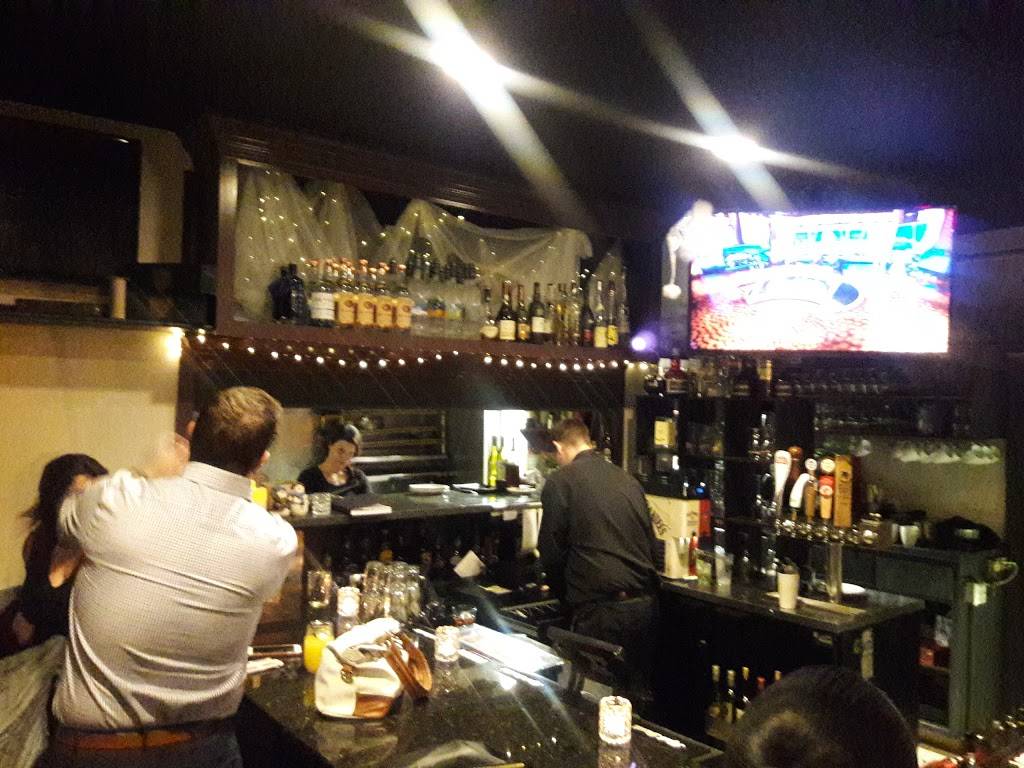 Melissa’s @ 407 Main | restaurant | 407 Main St, Stoneham, MA 02180, USA | 7814387243 OR +1 781-438-7243