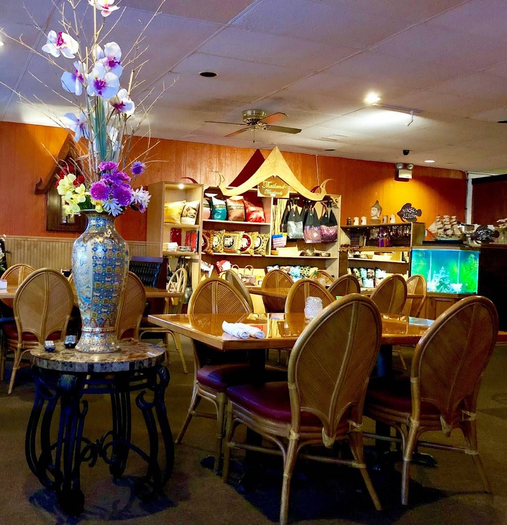 Chang Kao Thai Cuisine | restaurant | 6233 14th St W, Bradenton, FL 34207, USA | 9417392217 OR +1 941-739-2217