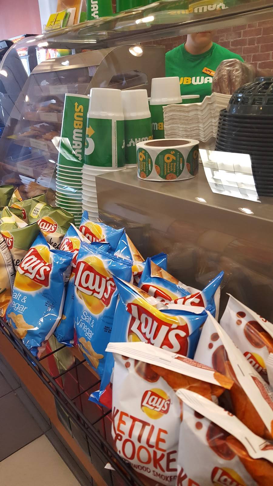 Subway | restaurant | 2255 East Ridge Road, Rochester, NY 14622, USA | 5854676990 OR +1 585-467-6990