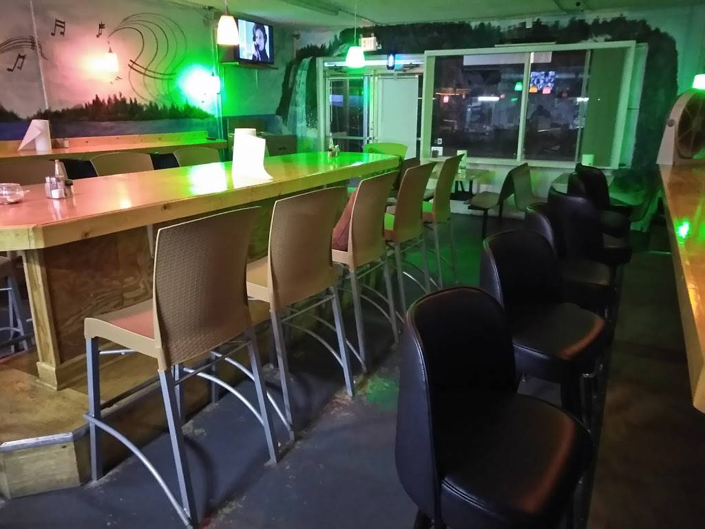 B & B Caribbean | restaurant | 4501 Dorsey Ave, North Charleston, SC 29405, USA | 8432251058 OR +1 843-225-1058