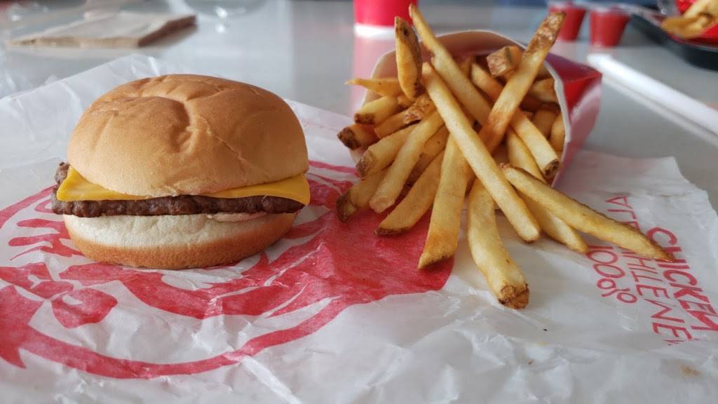 Wendys | restaurant | 20943 E Rittenhouse Rd, Queen Creek, AZ 85142, USA | 4809024748 OR +1 480-902-4748