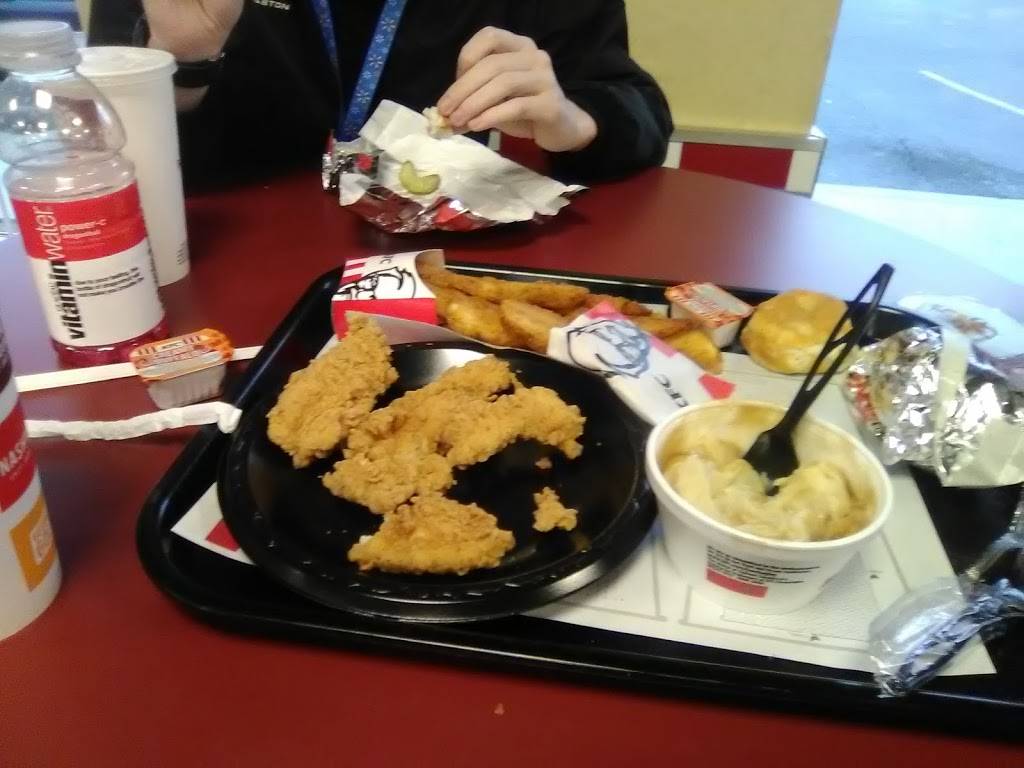 KFC | restaurant | 116 Pleasant St, Attleboro, MA 02703, USA | 5082260700 OR +1 508-226-0700