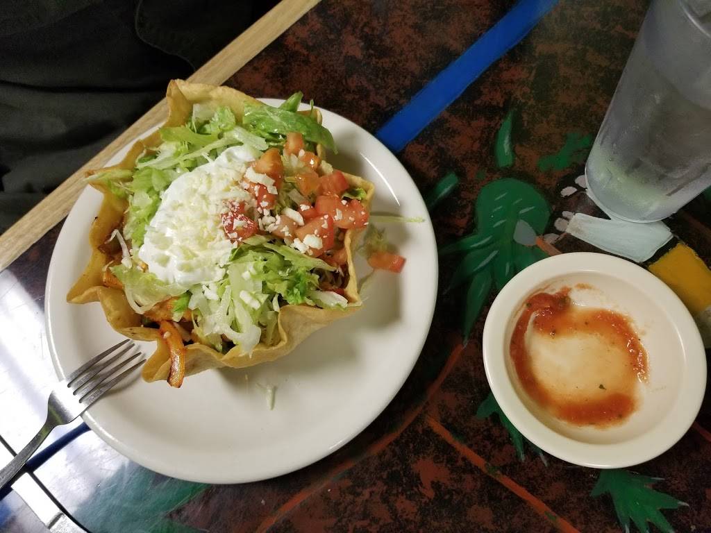 Campito Lindo | restaurant | 148 N Main St, Bluffton, OH 45817, USA | 5672261266 OR +1 567-226-1266