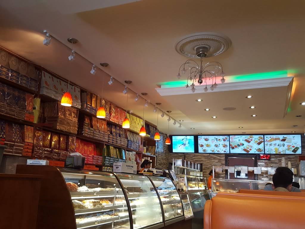Rajdhani Sweets & Restaurant | restaurant | 2658 Islington Ave, Etobicoke, ON M9V 2X5, Canada | 4167487108 OR +1 416-748-7108