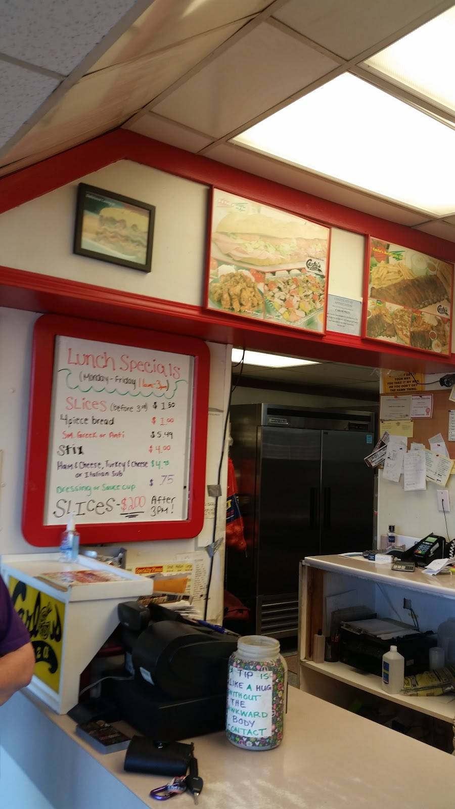 Carlos Pizza | restaurant | 35415 Jefferson Ave, Harrison Charter Township, MI 48045, USA | 5867920049 OR +1 586-792-0049