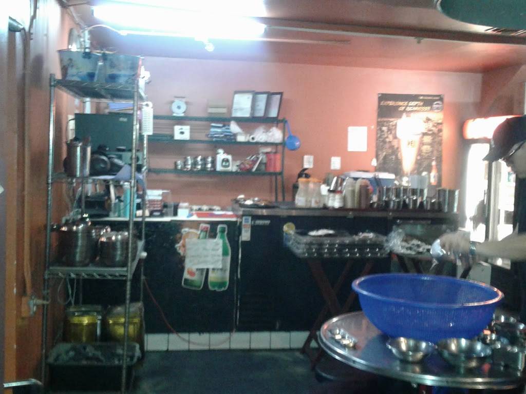 Red Pig | restaurant | 3101 W 8th St, Los Angeles, CA 90005, USA | 2133843559 OR +1 213-384-3559