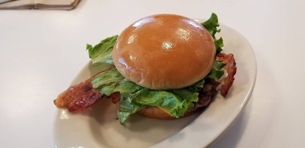 Steak n Shake | restaurant | 5827 E 71st St, Indianapolis, IN 46220, USA | 3178493577 OR +1 317-849-3577