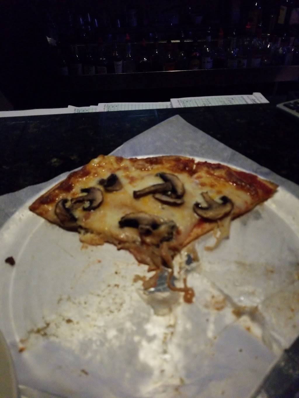 Town Crier | restaurant | 5 Maitland St, Fairhaven, MA 02719, United States | 5089928687 OR +1 508-992-8687