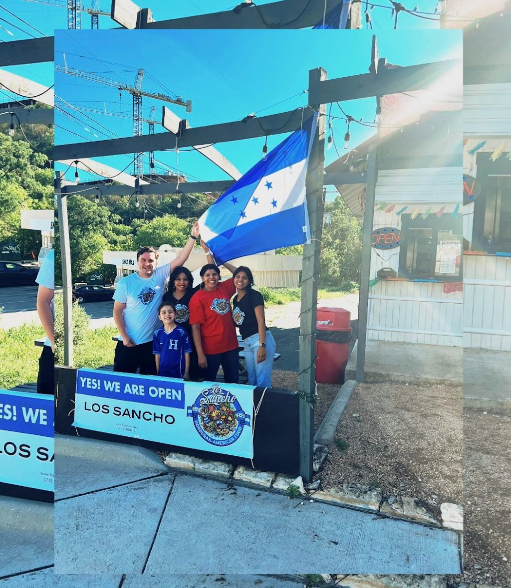 Los Sancho | restaurant | 101 Oakwood Loop, San Marcos, TX 78666, USA | 2105800712 OR +1 210-580-0712