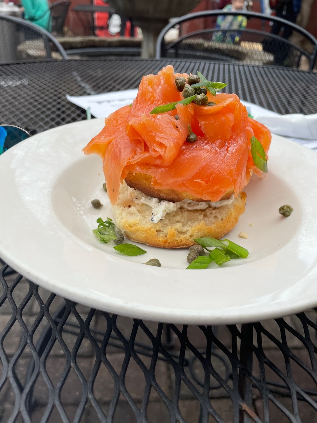 The Blind Mule | restaurant | 57 N Claiborne St, Mobile, AL 36602, USA | 2516946853 OR +1 251-694-6853