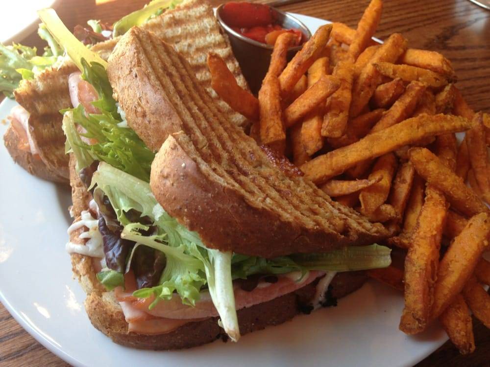 Vero Pizza | restaurant | 381 Farmington Ave, Plainville, CT 06062, USA | 8608460491 OR +1 860-846-0491