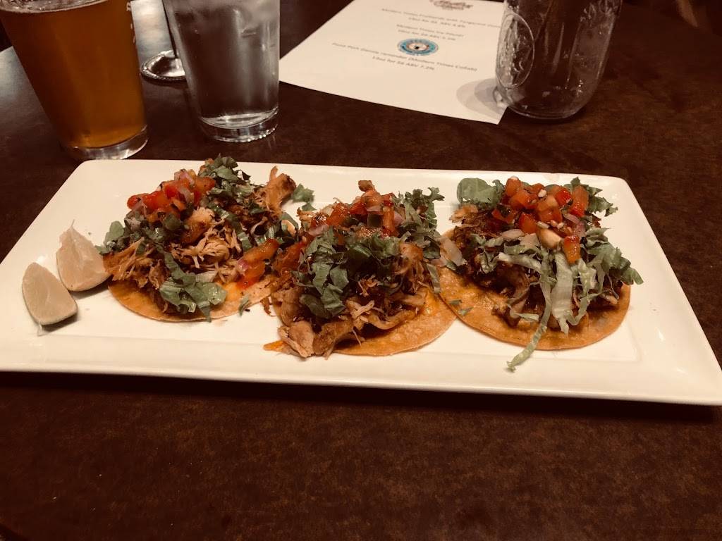 Twenty Highland Tavern | restaurant | 4701 N 20th St, Phoenix, AZ 85016, USA | 6027614750 OR +1 602-761-4750