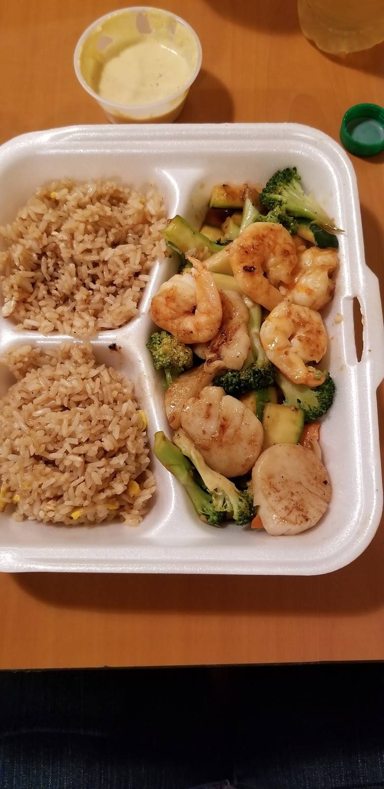 Tokyo Express | restaurant | 6610 C Mooretown Road, Williamsburg, VA 23188, USA | 7572599888 OR +1 757-259-9888