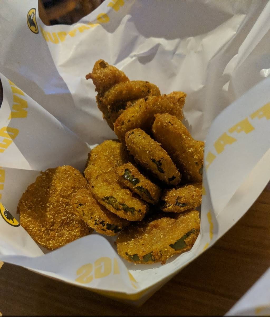 Buffalo Wild Wings | restaurant | 6450 IL-53, Woodridge, IL 60517, USA | 6309699464 OR +1 630-969-9464