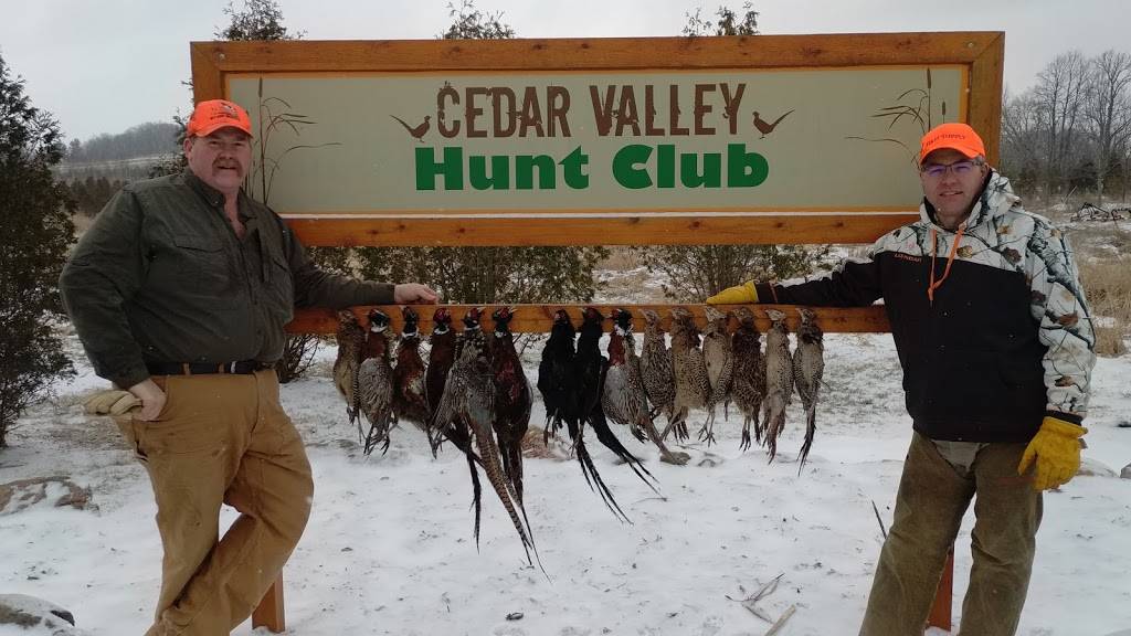 Cedar Valley Hunt Club | restaurant | 205 County H, Fredonia, WI 53021, USA | 2626892683 OR +1 262-689-2683
