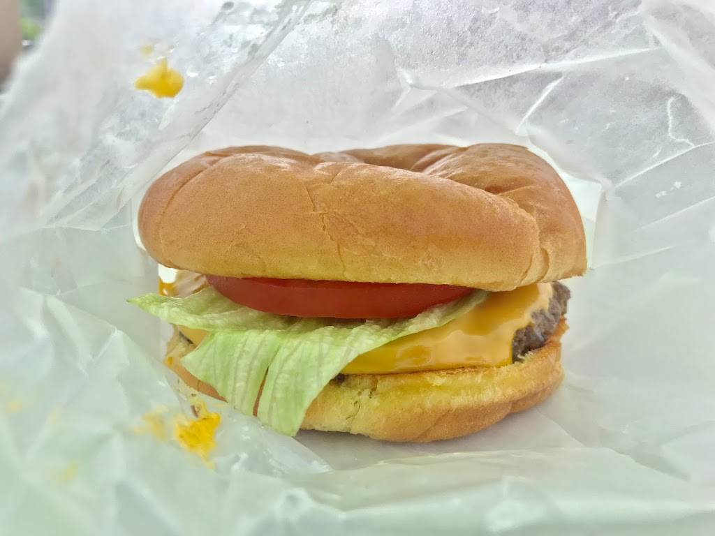 Woodys | restaurant | 2303 Fulton Rd NW, Canton, OH 44709, USA | 3304552900 OR +1 330-455-2900