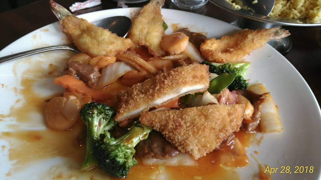 Hong Wah Restaurant | restaurant | 1802 Penfield Rd, Penfield, NY 14526, USA | 5853852808 OR +1 585-385-2808