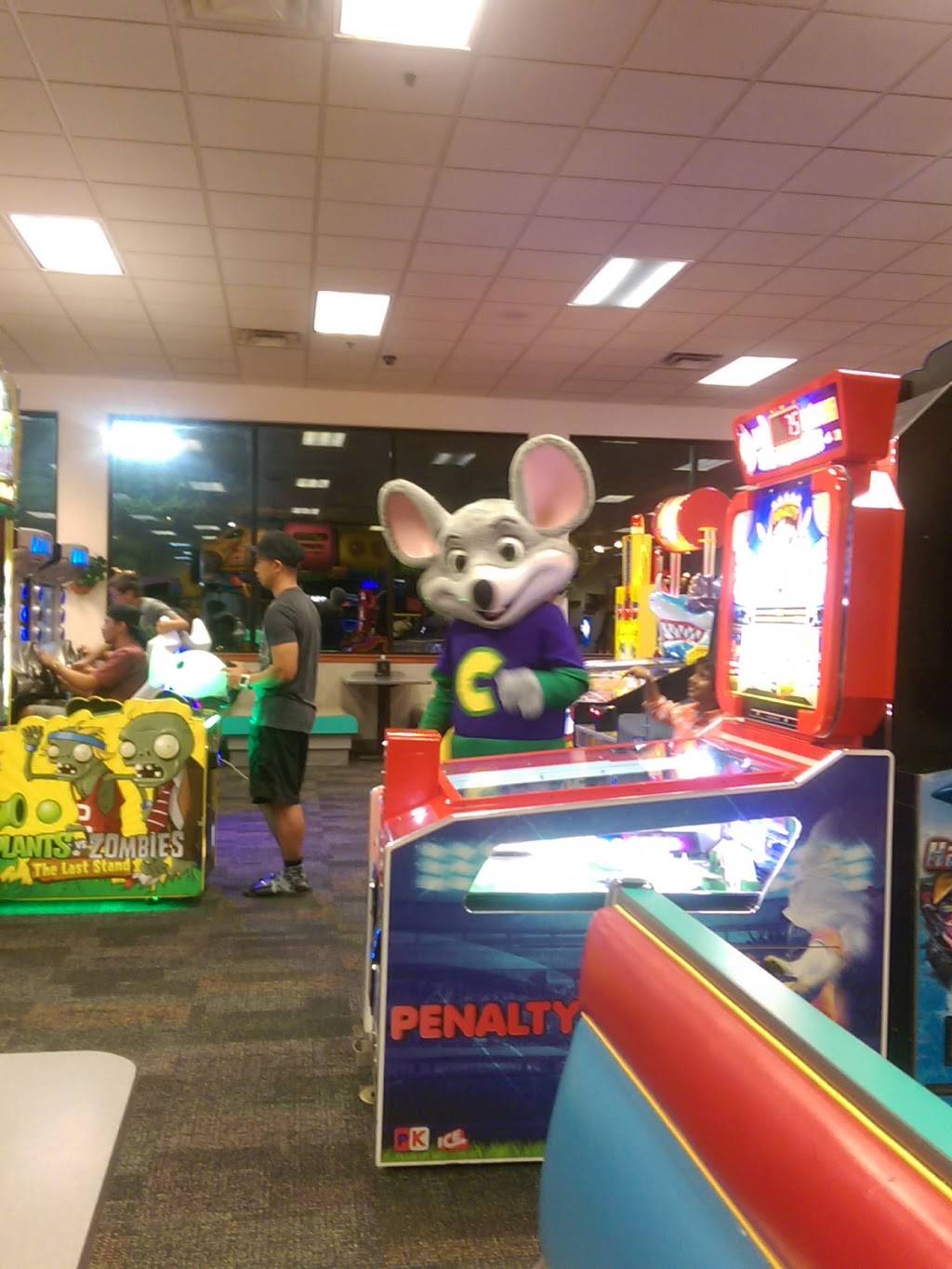 Chuck E. Cheese | restaurant | 2303 Town Center Dr, Sugar Land, TX 77478, USA | 2812773283 OR +1 281-277-3283