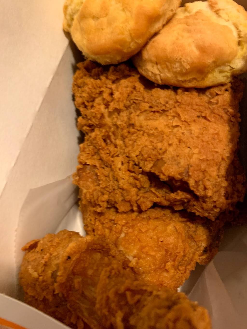 Texas Chicken and Burgers | restaurant | 2407 Steinway St, Astoria, NY 11103, USA | 9177450661 OR +1 917-745-0661