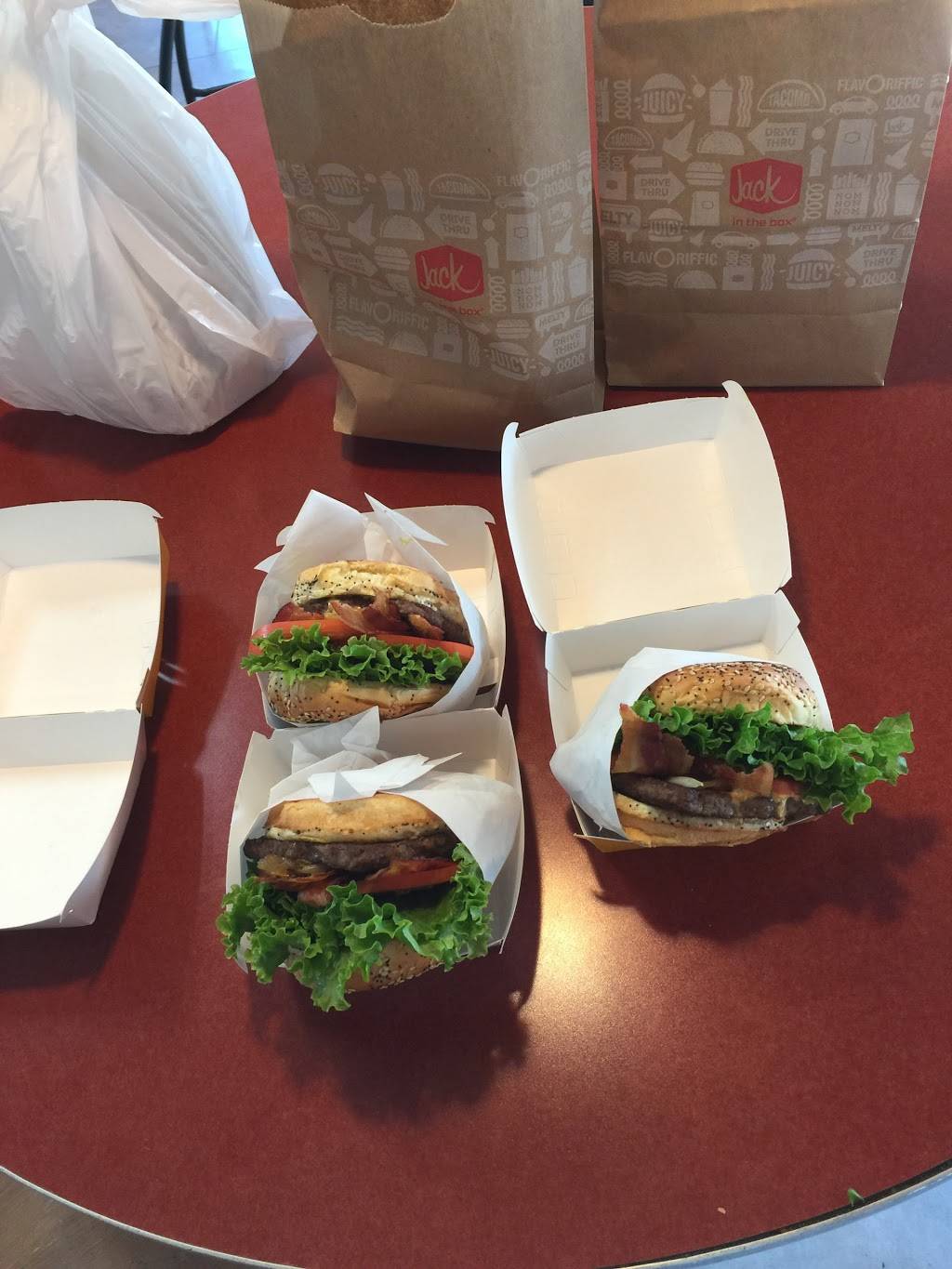 Jack in the Box | restaurant | 6759 N Milburn Ave, Fresno, CA 93722, USA | 5594490424 OR +1 559-449-0424