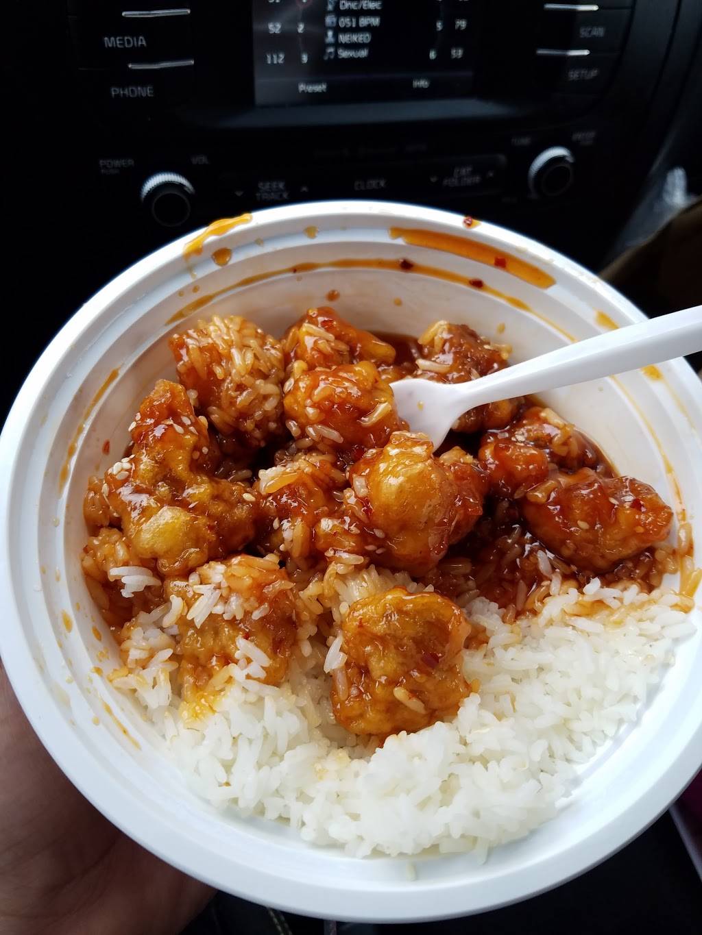 Chinese Kitchen | restaurant | 224 Elmwood Ave, Buffalo, NY 14222, USA | 7168855121 OR +1 716-885-5121