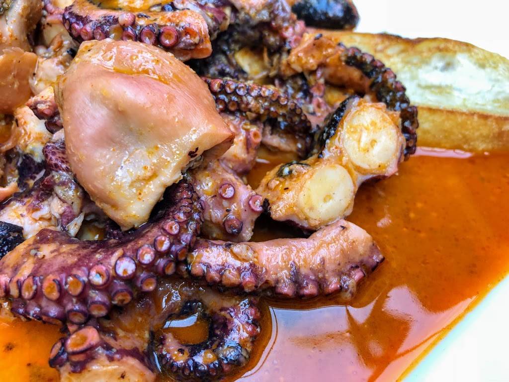 La Noria Wood-Fired Bistro | restaurant | 5517 Michigan Ave, Detroit, MI 48210, USA | 3133383545 OR +1 313-338-3545