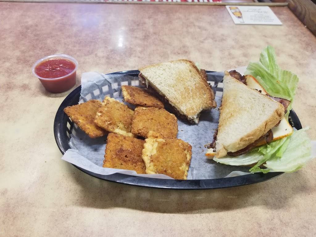 Rachel & Rays Pub/Hotel Blanchard | restaurant | 308 S Main St, Blanchardville, WI 53516, USA | 6085234888 OR +1 608-523-4888