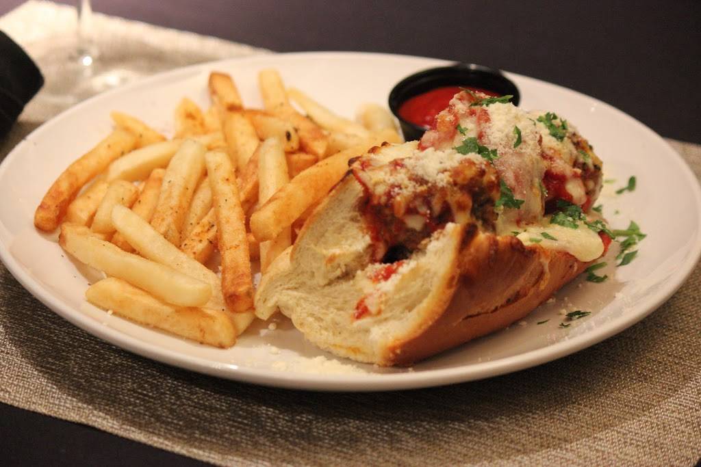 Porcellis Italian Bistro & Takeout | restaurant | 1801 E9th St (Ohio Savings Bank Plaza, 1st Floor, Enter off Walnut Ave), Cleveland, OH 44114, USA | 2165742270 OR +1 216-574-2270