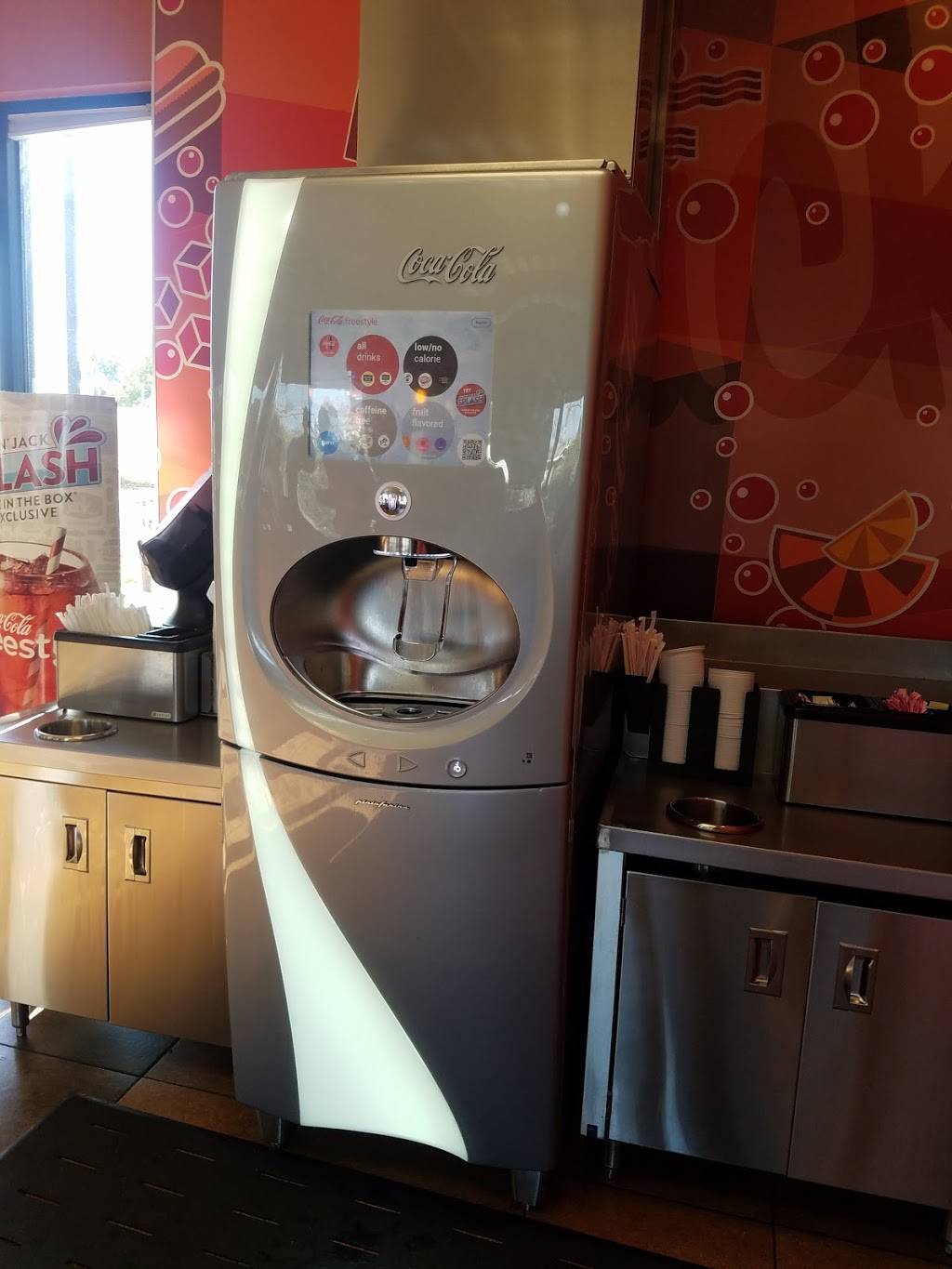 Jack in the Box | restaurant | 939 E Carson St, Carson, CA 90745, USA | 3105225696 OR +1 310-522-5696