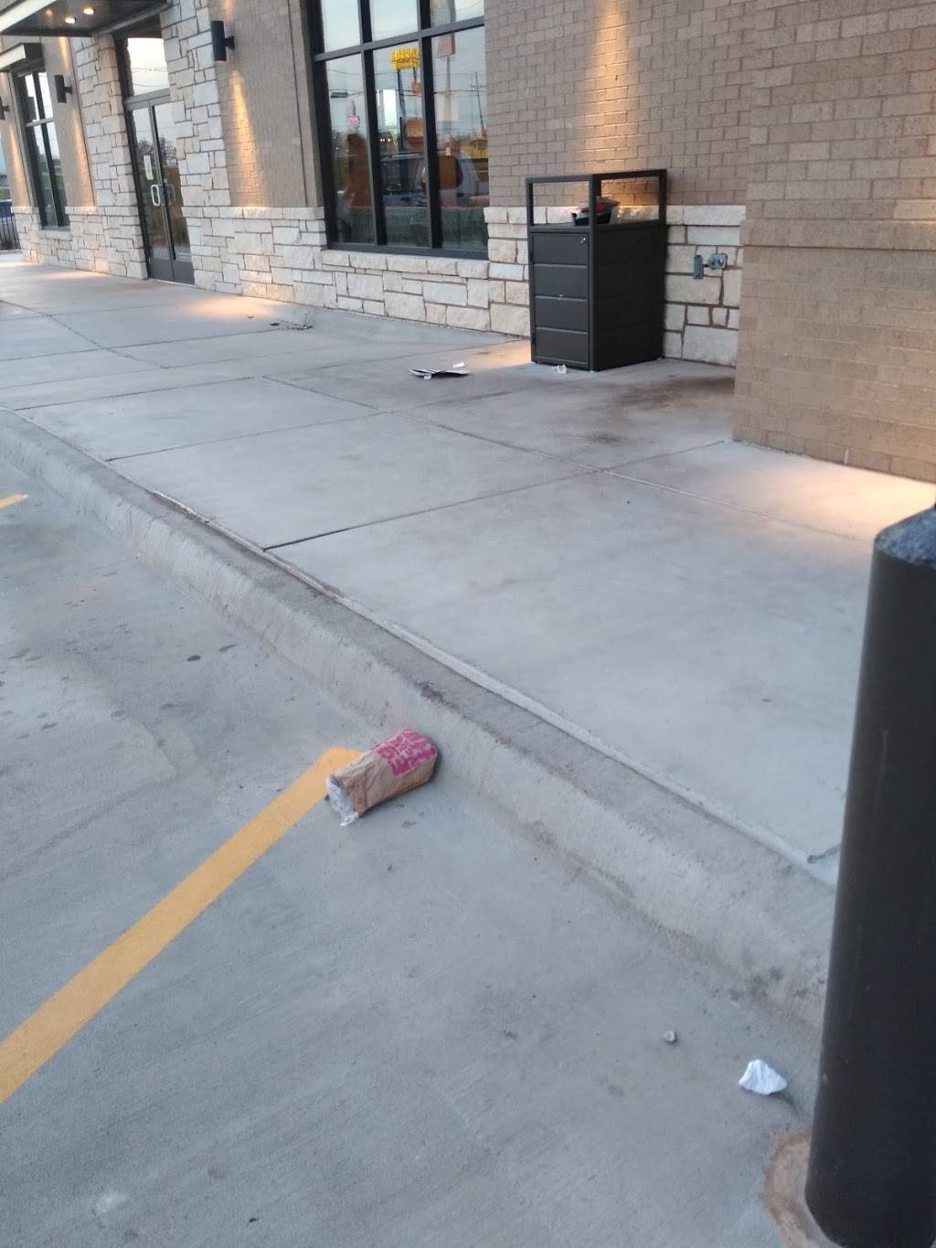 Chick-fil-A Ennis | restaurant | 390 N, I-45, Ennis, TX 75119, USA | 9728753452 OR +1 972-875-3452