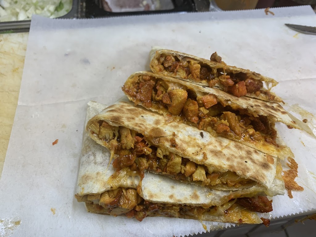 Philly deli & fried chicken 2 | restaurant | 4671 Frankford Ave, Philadelphia, PA 19124, USA | 2673888289 OR +1 267-388-8289