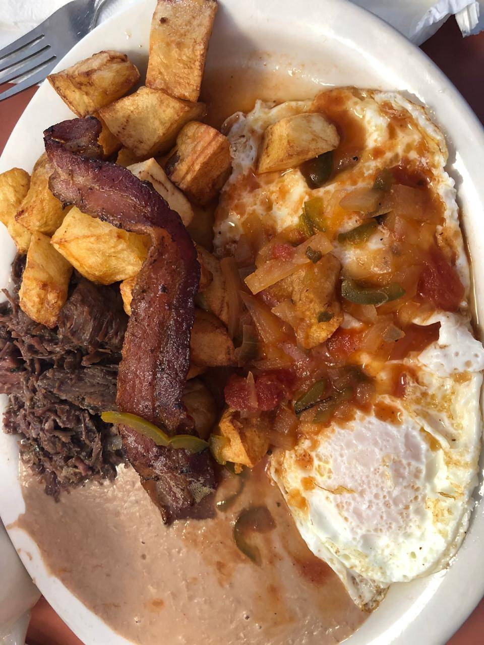 Taqueria Vallarta | restaurant | 8234 Broadway St, San Antonio, TX 78209, USA | 2108290180 OR +1 210-829-0180