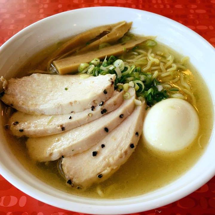 Eros Asian Eatery | restaurant | 2270 Wyandotte St W, Windsor, ON N9B 1K2, Canada | 5199771104 OR +1 519-977-1104